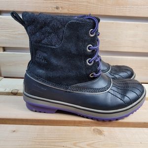 Sorel winter boots women size 6